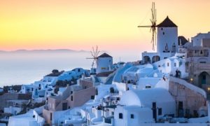 Santorinis popularity soars